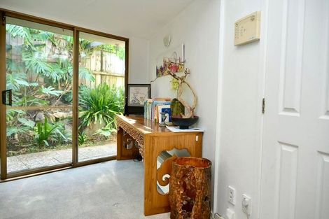 Photo of property in 11 View Road, Shelly Park, Auckland, 2014