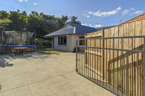 Photo of property in 26 Mamaku Rise, Welcome Bay, Tauranga, 3112