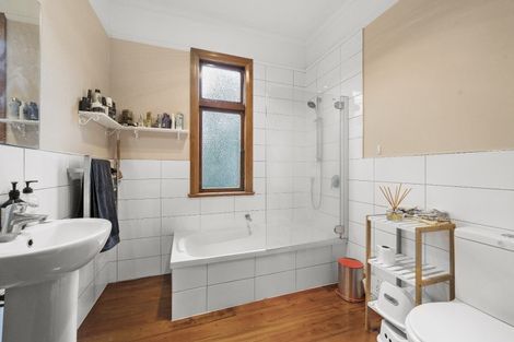 Photo of property in 462 Hutt Road, Alicetown, Lower Hutt, 5010