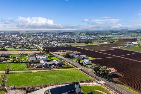 Photo of property in 3 Braxonne Close, Pukekohe, 2120