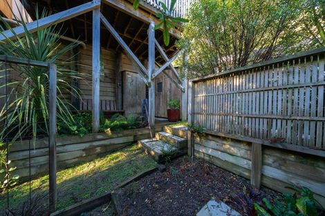 Photo of property in 1/6 Bushland Grove, Paparangi, Wellington, 6037