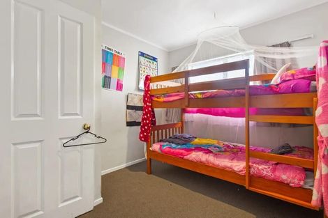 Photo of property in 1a Benton Place, Manurewa, Auckland, 2102