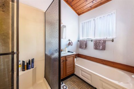 Photo of property in 5/153a Te Atatu Road, Te Atatu South, Auckland, 0610