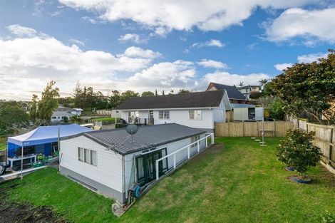 Photo of property in 44 Glenbervie Crescent, Massey, Auckland, 0614