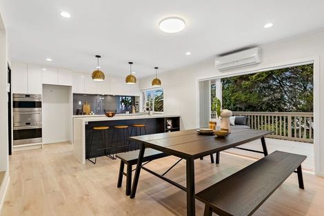 Photo of property in 42 Grenada Avenue, Forrest Hill, Auckland, 0620