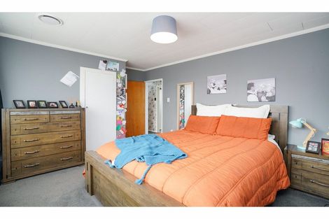 Photo of property in 91 O'byrne Street, Waikiwi, Invercargill, 9810