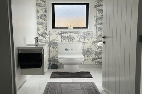 Photo of property in 99c Linton Street, West End, Palmerston North, 4410