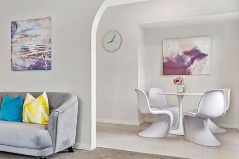 Photo of property in 1/46 West Coast Road, Glen Eden, Auckland, 0602