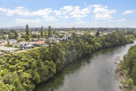 Photo of property in 16 Minchin Crescent, St Andrews, Hamilton, 3200