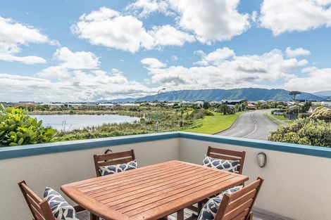 Photo of property in 292 Manly Street, Paraparaumu Beach, Paraparaumu, 5032