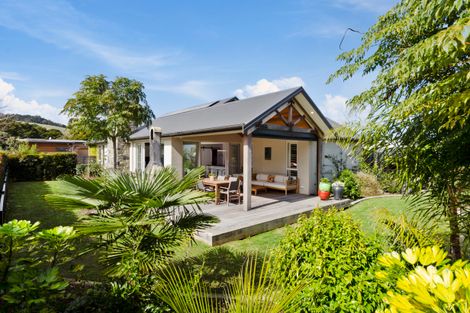 Photo of property in 13 Awanui Crescent, Matakana, Warkworth, 0985