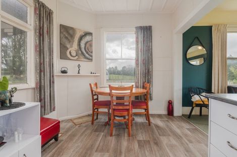 Photo of property in 1865 Kimbolton Road, Kiwitea, Feilding, 4777