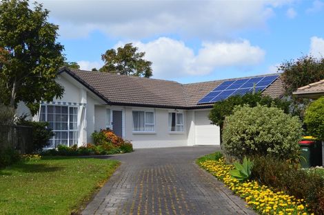 Photo of property in 47 Palmcrest Grove, Highland Park, Auckland, 2010