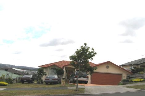 Photo of property in 43 Bluebird Crescent, Unsworth Heights, Auckland, 0632