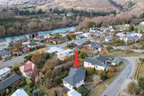 Photo of property in 34 Branxholm Street, Roxburgh, 9500