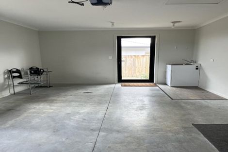 Photo of property in 2 Tarata Grove, Lansdowne, Masterton, 5810