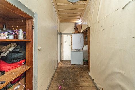 Photo of property in 42 Smith Street, Waverley, 4510