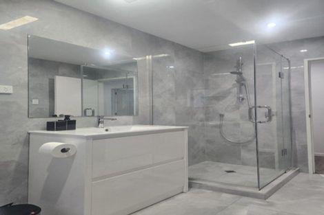 Photo of property in 12 Opouatu Avenue, Glenbrook, Waiuku, 2681