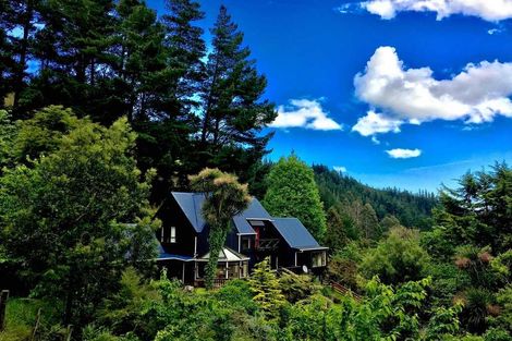 Photo of property in 236 Moores Valley Road, Wainuiomata, 5373