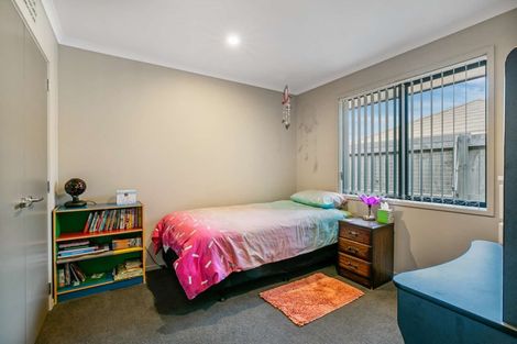 Photo of property in 6 Leet Crescent, Papamoa Beach, Papamoa, 3118