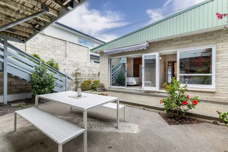 Photo of property in 10 North Terrace, Westshore, Napier, 4110