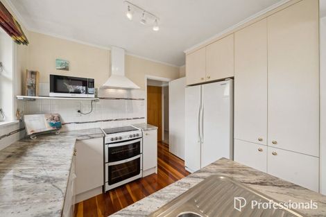 Photo of property in 3 York Avenue, Manor Park, Lower Hutt, 5019