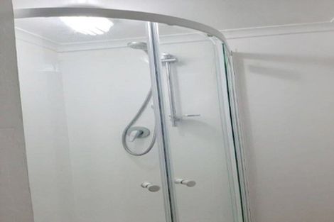 Photo of property in 41 Hatherlow Street, Glenfield, Auckland, 0629