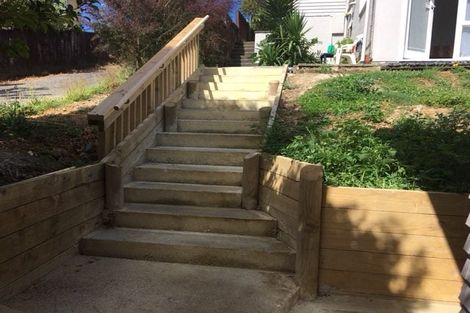 Photo of property in 34 Tamahere Drive, Glenfield, Auckland, 0629