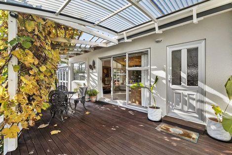 Photo of property in 32 The Circle, Manly, Whangaparaoa, 0930