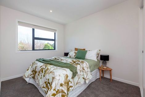 Photo of property in 77 Amohia Street, Paraparaumu, 5032