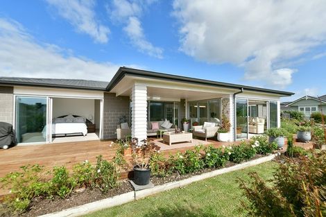 Photo of property in 28 Awatiro Drive, Kaukapakapa, 0871