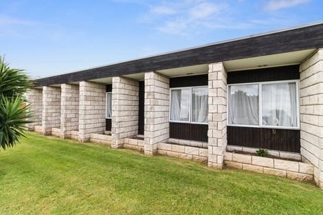 Photo of property in 2 Fencourt Crescent, Katikati, 3129