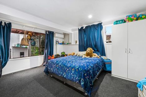 Photo of property in 214a Edmonton Road, Te Atatu South, Auckland, 0610