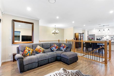 Photo of property in 30 Bounty Road, Long Bay, Auckland, 0630