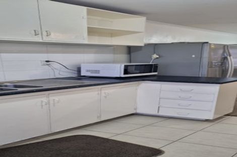 Photo of property in 85 Lincoln Road, Henderson, Auckland, 0610