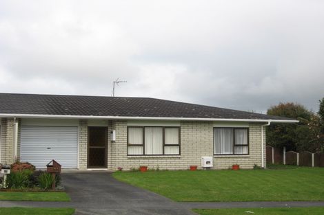 Photo of property in 29b Tiverton Crescent, Whalers Gate, New Plymouth, 4310