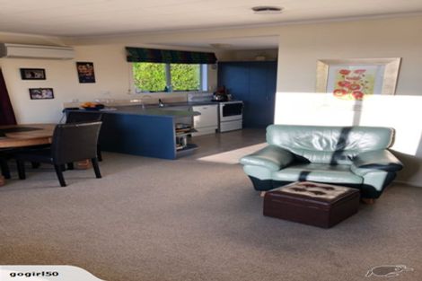 Photo of property in 17 Old Coach Road, Johnsonville, Wellington, 6037