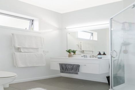 Photo of property in 7 Burns Street, Westown, New Plymouth, 4310