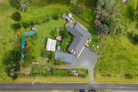 Photo of property in 126 Holmes Road, Waiuku, 2682