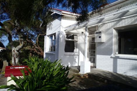 Photo of property in 62 Stanley Street, Berhampore, Wellington, 6023