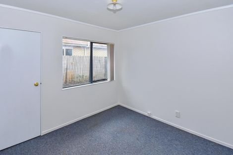 Photo of property in 34 Frank Bunce Grove, Flat Bush, Auckland, 2019