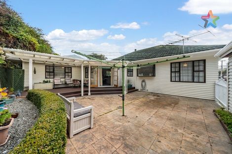 Photo of property in 8 Hawthorn Crescent, Stokes Valley, Lower Hutt, 5019