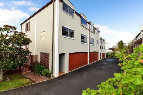 Photo of property in 15 Radnor Street, Hamilton Central, Hamilton, 3204