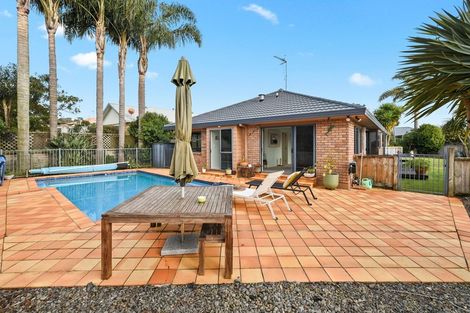 Photo of property in 6 Melfort Place, Nawton, Hamilton, 3200