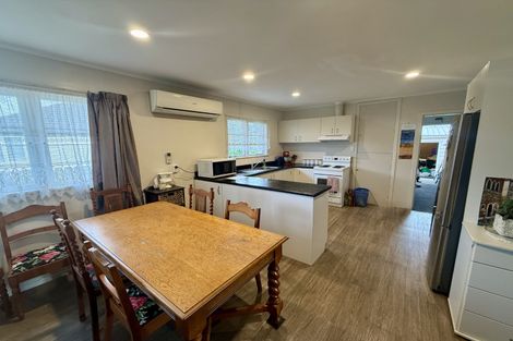 Photo of property in 1/9 Alexander Street, Papakura, 2110