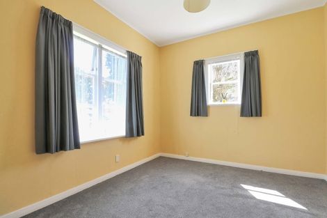 Photo of property in 27 Mitchell Street, Epuni, Lower Hutt, 5011