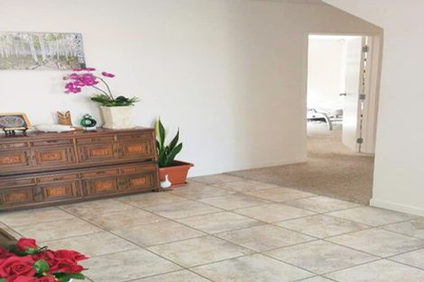 Photo of property in 6 Ponderosa Drive, Oteha, Auckland, 0632