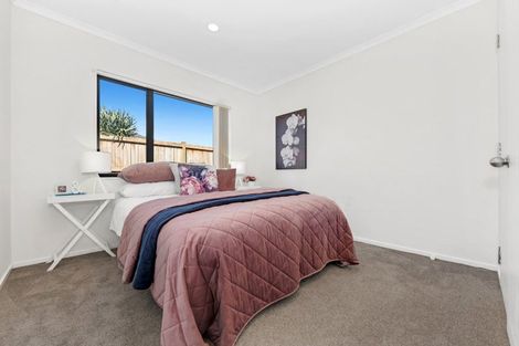 Photo of property in 7 Duntrune Road, Flat Bush, Auckland, 2016