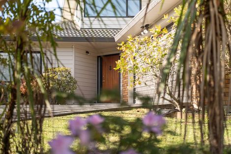 Photo of property in 1/8 Mandica Place, Sunnynook, Auckland, 0632