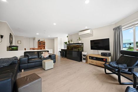 Photo of property in 14 Taksan Place, Pukete, Hamilton, 3200